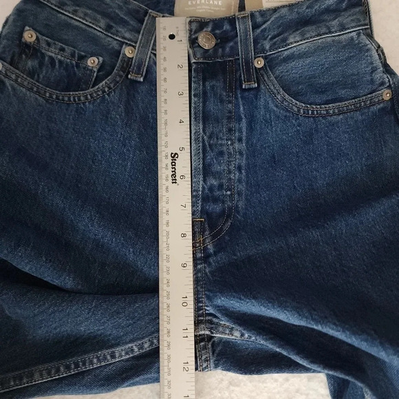 Everlane The Curvy '90s Cheeky Straight Jean - Picture 8 of 9